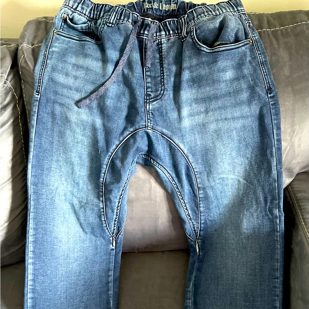 Men's Blue Jogger Jeans in used condition